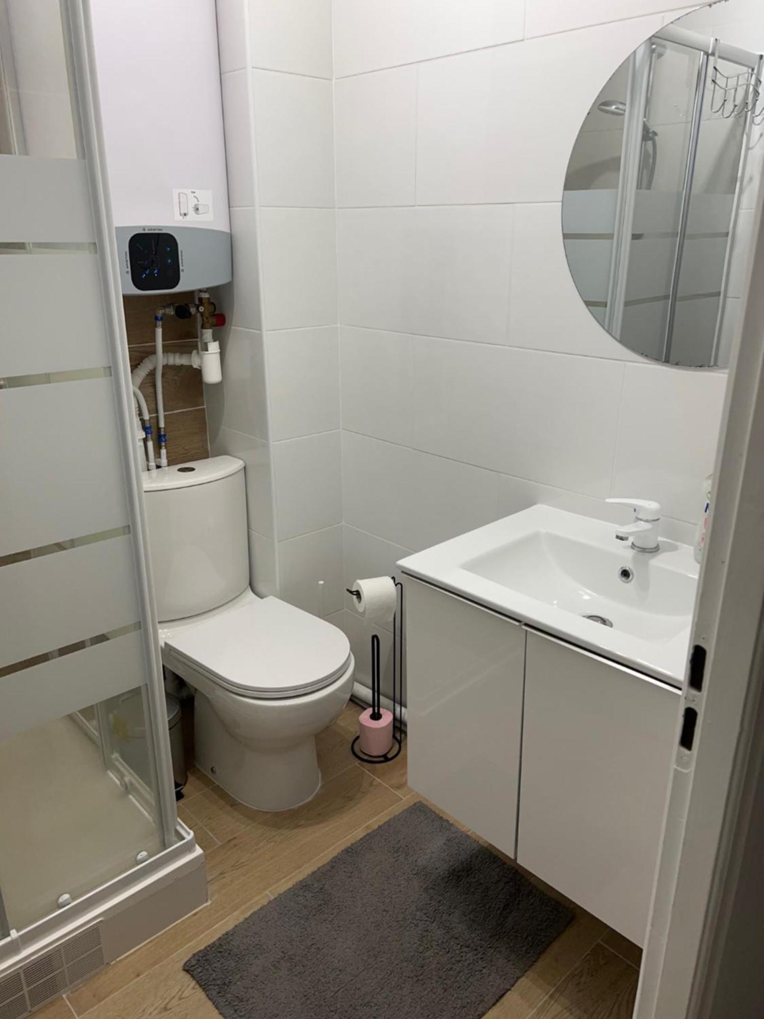 סן-דני Appartement Lumineux Pres Metro מראה חיצוני תמונה